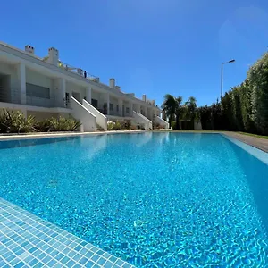 albufeira-lux-apartment.hotelaalgarve.com/